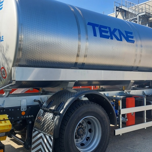 Autobotti acqua potabile per i comuni del palermitano