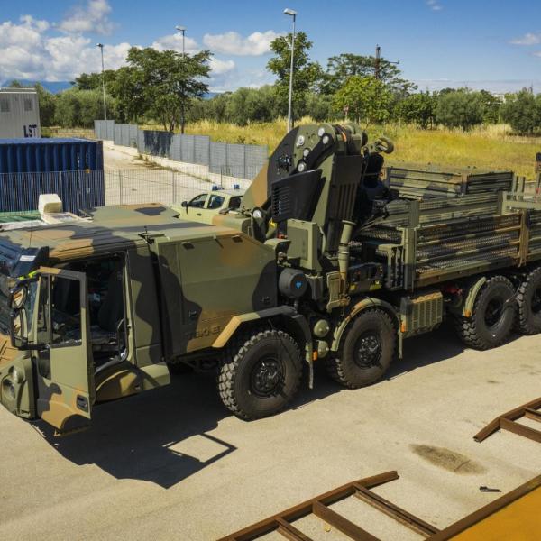 SHELTER CARRIER TRUCKS